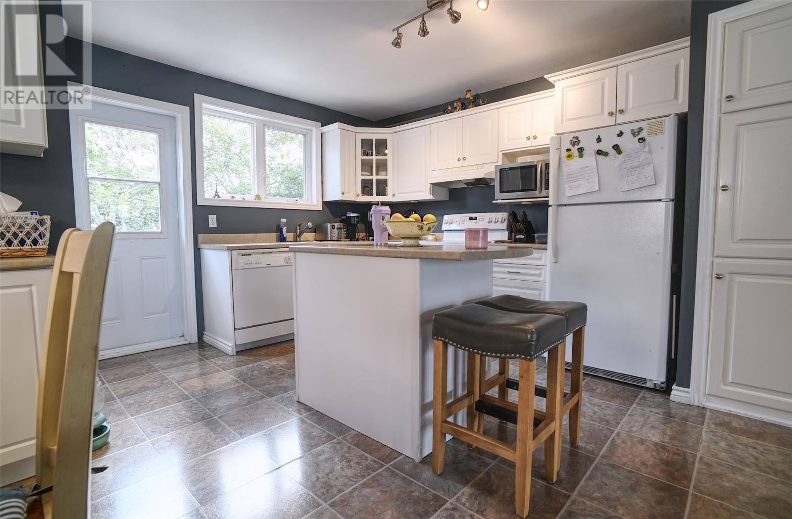 6 Noad Place, photo 5 of 30