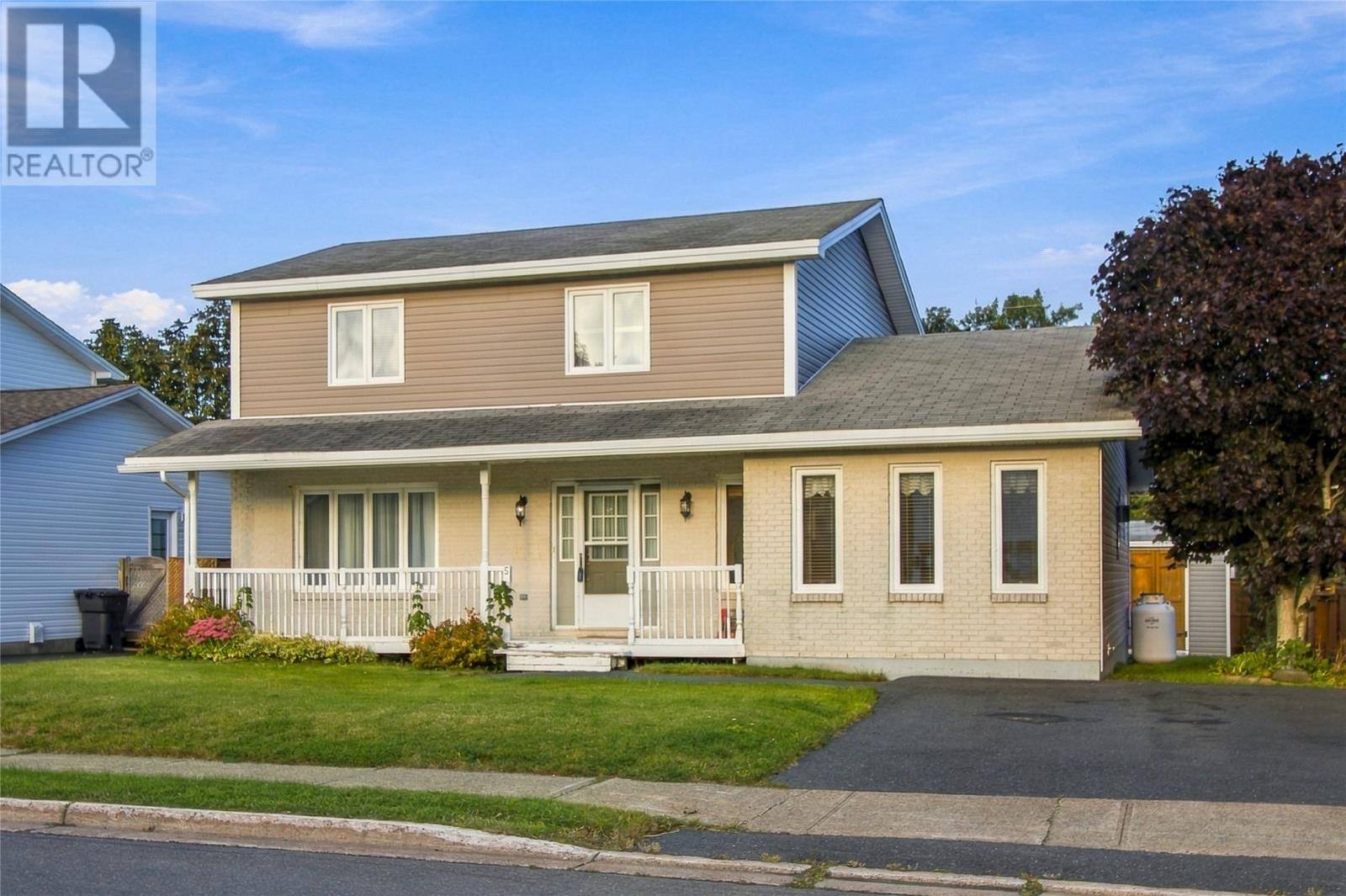 5 Trafalgar Drive, photo 1 of 29