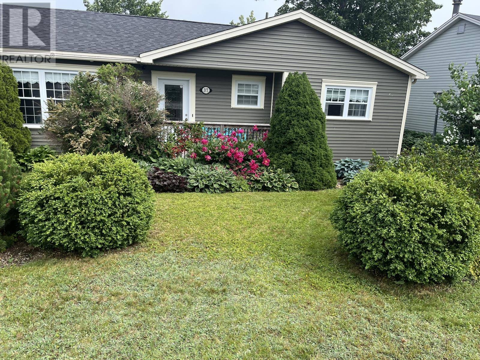 37 Gleneyre Street, photo 1 of 28
