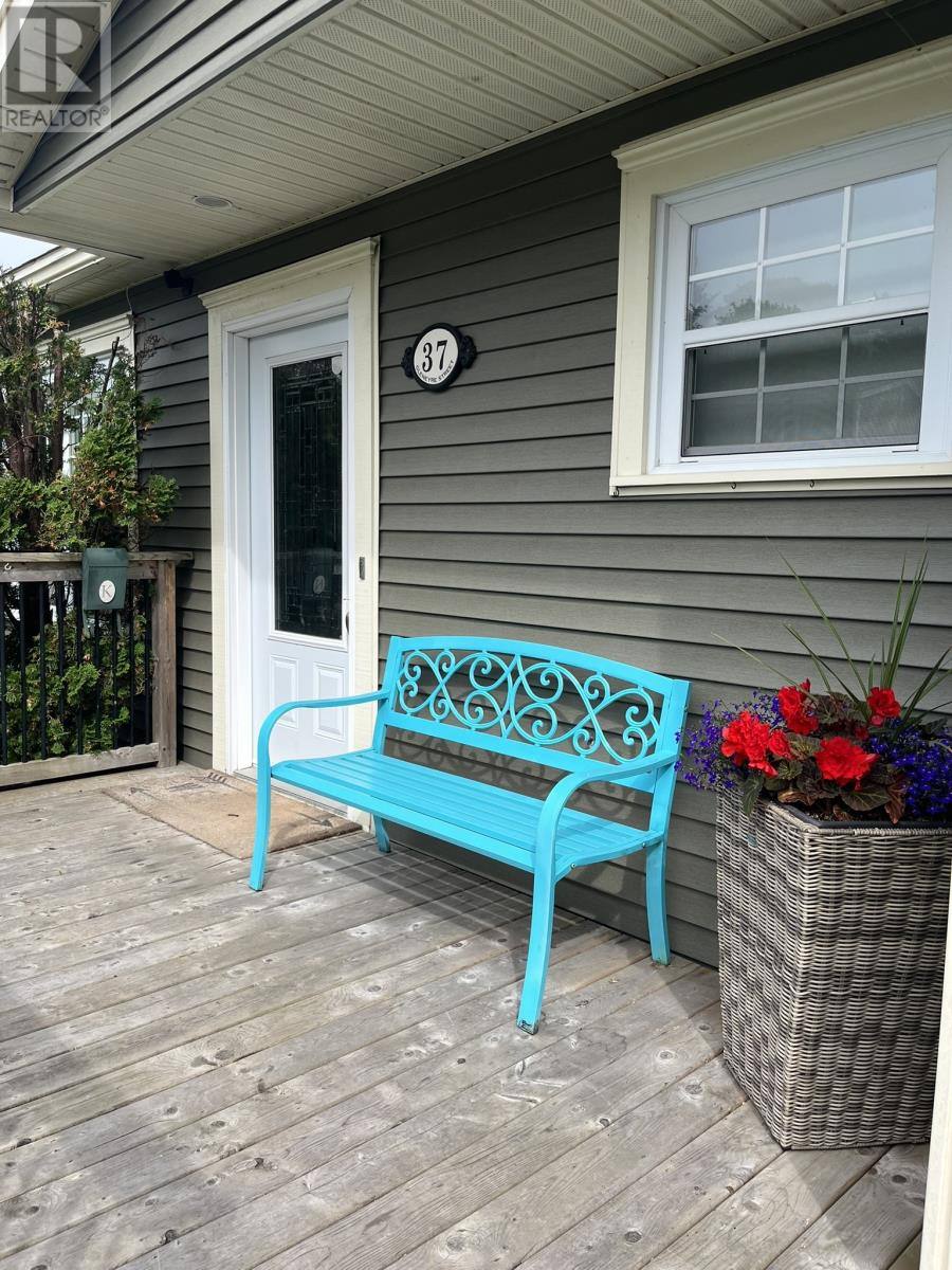 37 Gleneyre Street, photo 10 of 28