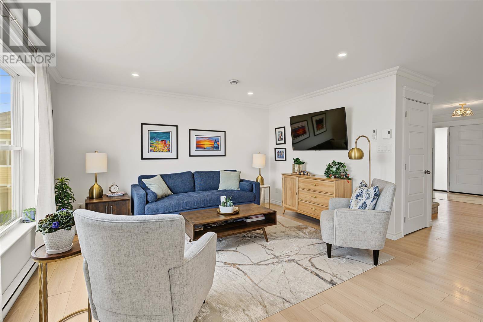172 Lanark Drive, photo 13 of 31