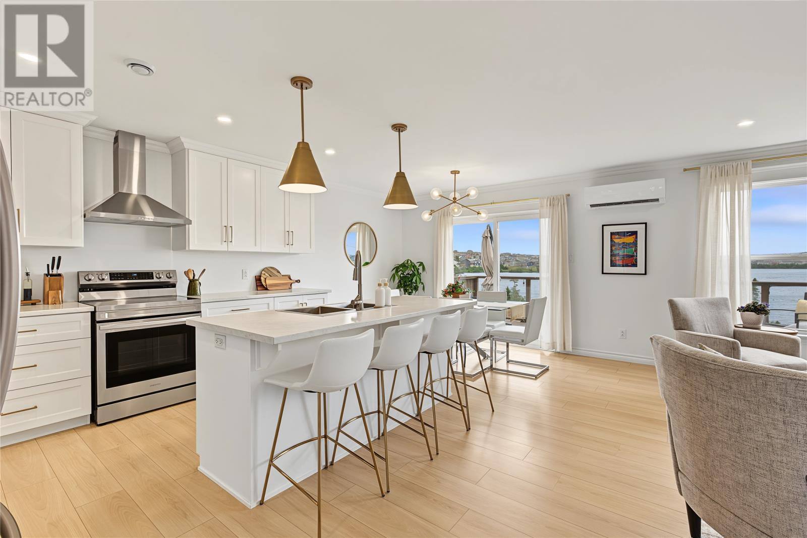 172 Lanark Drive, photo 14 of 31