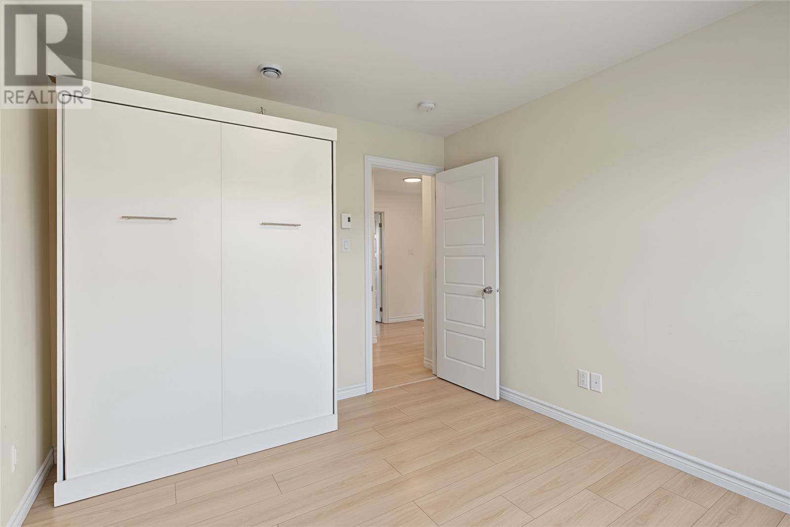 172 Lanark Drive, photo 25 of 31