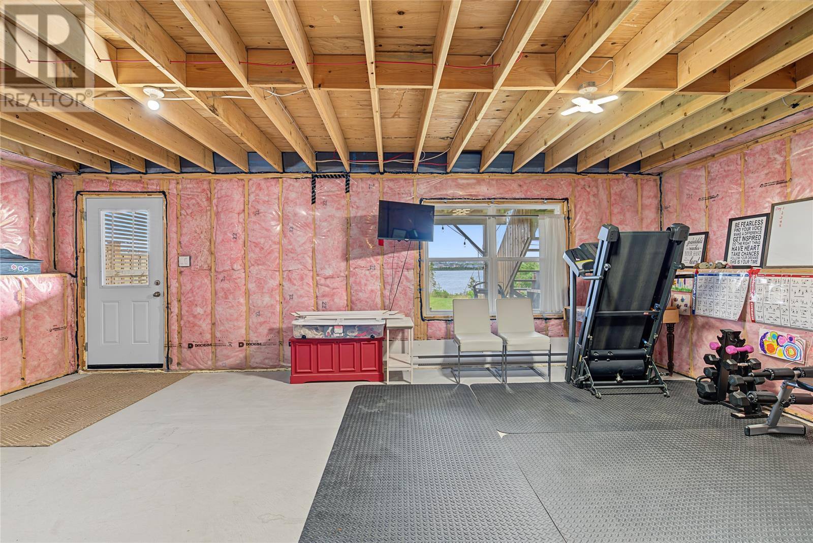 172 Lanark Drive, photo 29 of 31