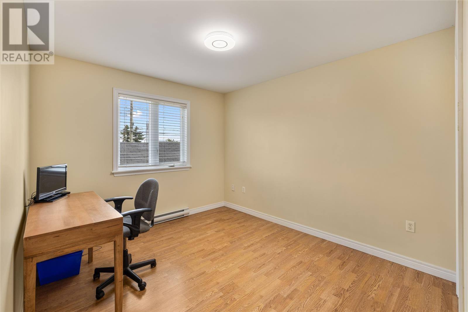 86 Hollyberry Drive, photo 18 of 37