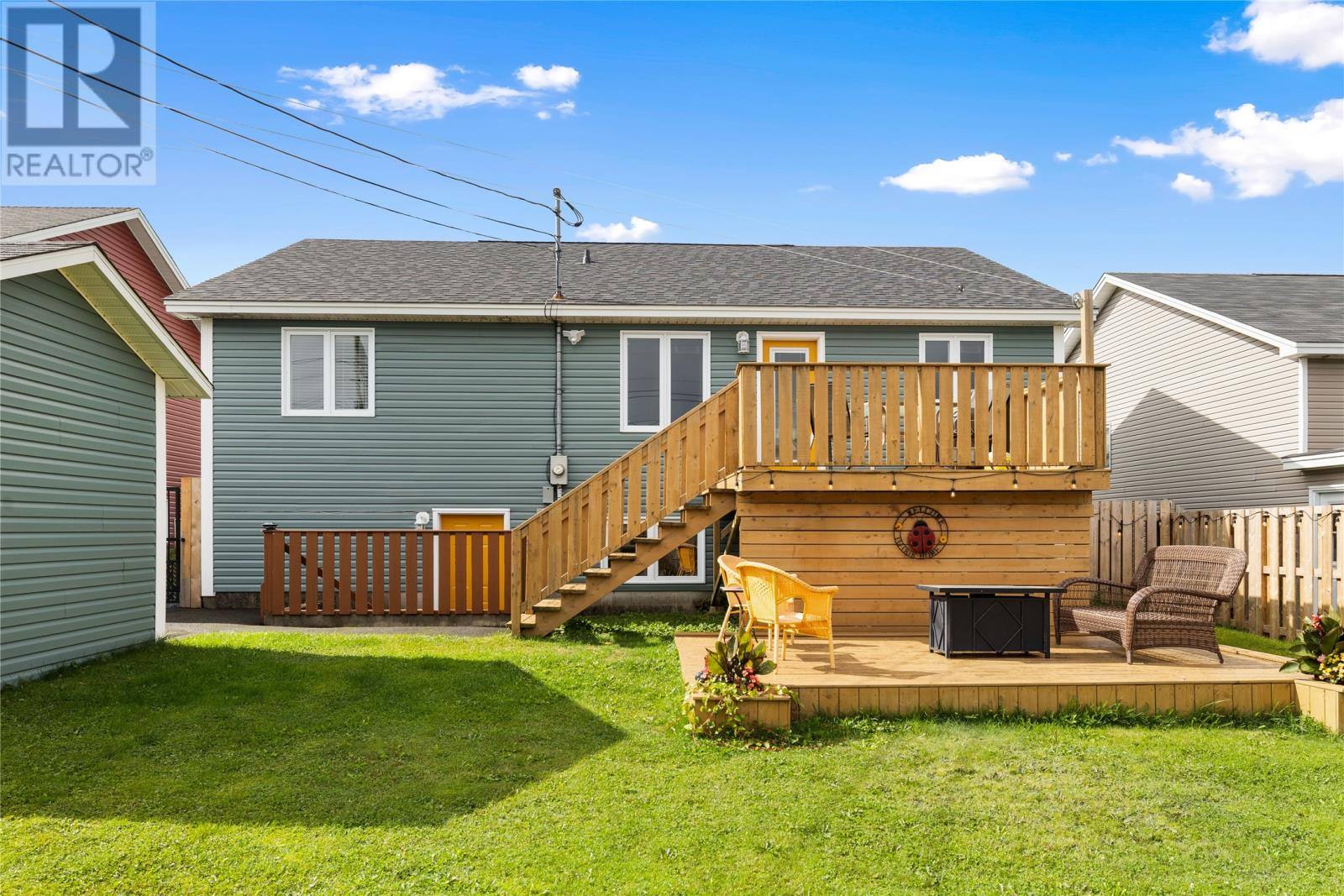 86 Hollyberry Drive, photo 29 of 37