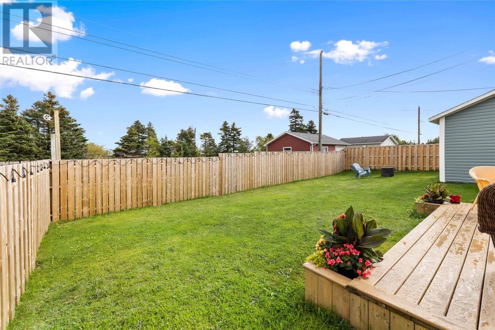 86 Hollyberry Drive, photo 33 of 37