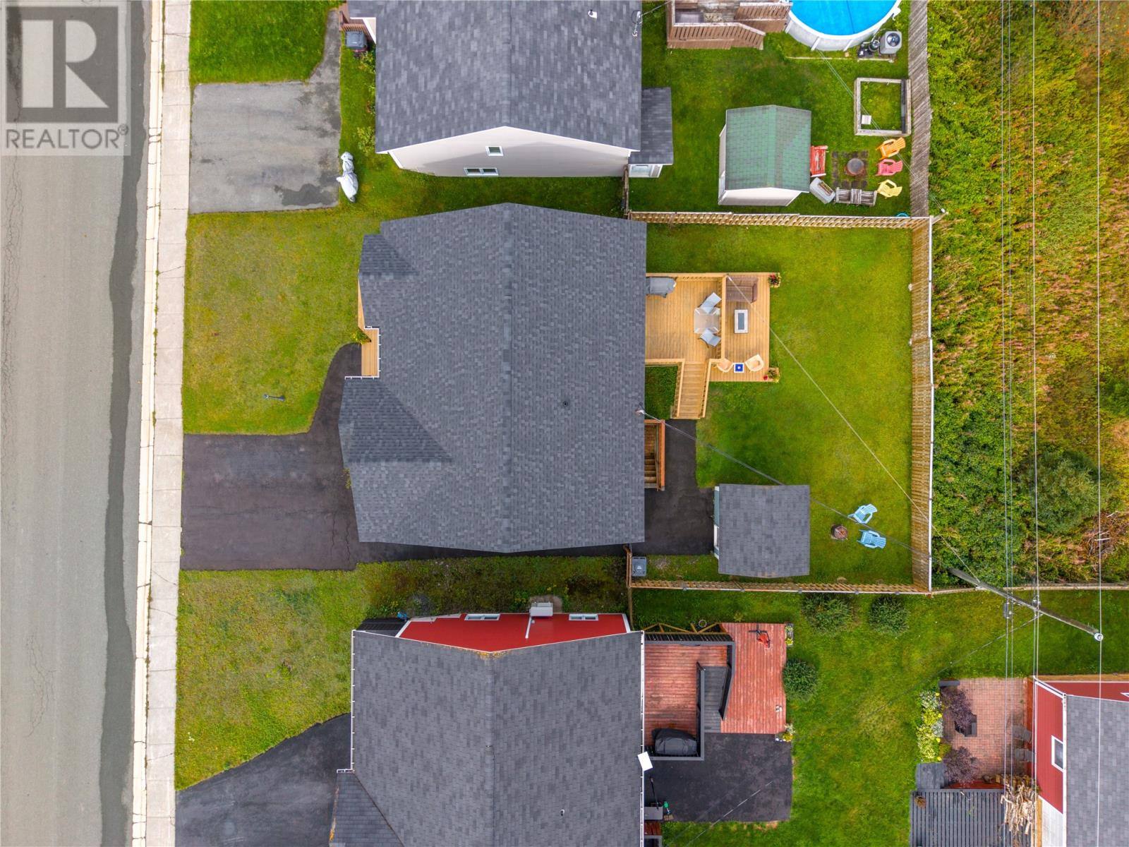 86 Hollyberry Drive, photo 37 of 37