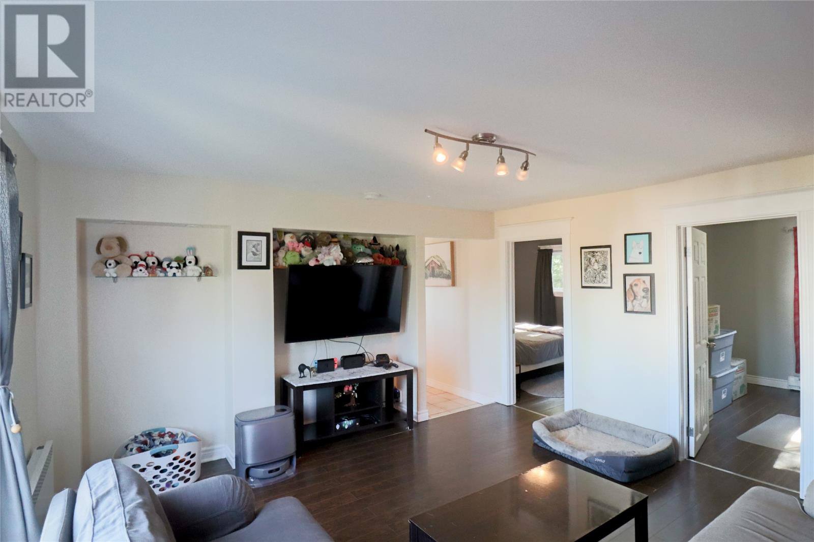 49 Maxwell Place, photo 8 of 20