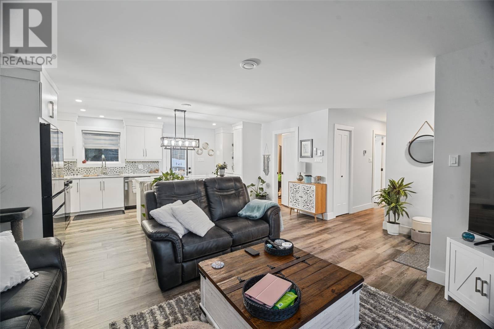 13 Kimbar Place, photo 8 of 23