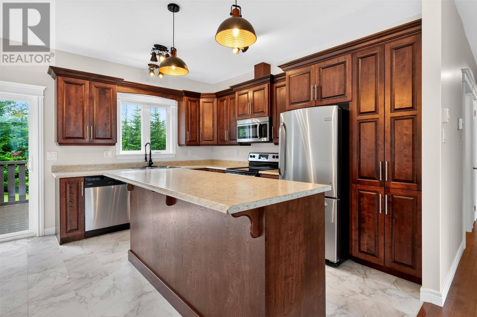 44 Seascape Drive, photo 8 of 37