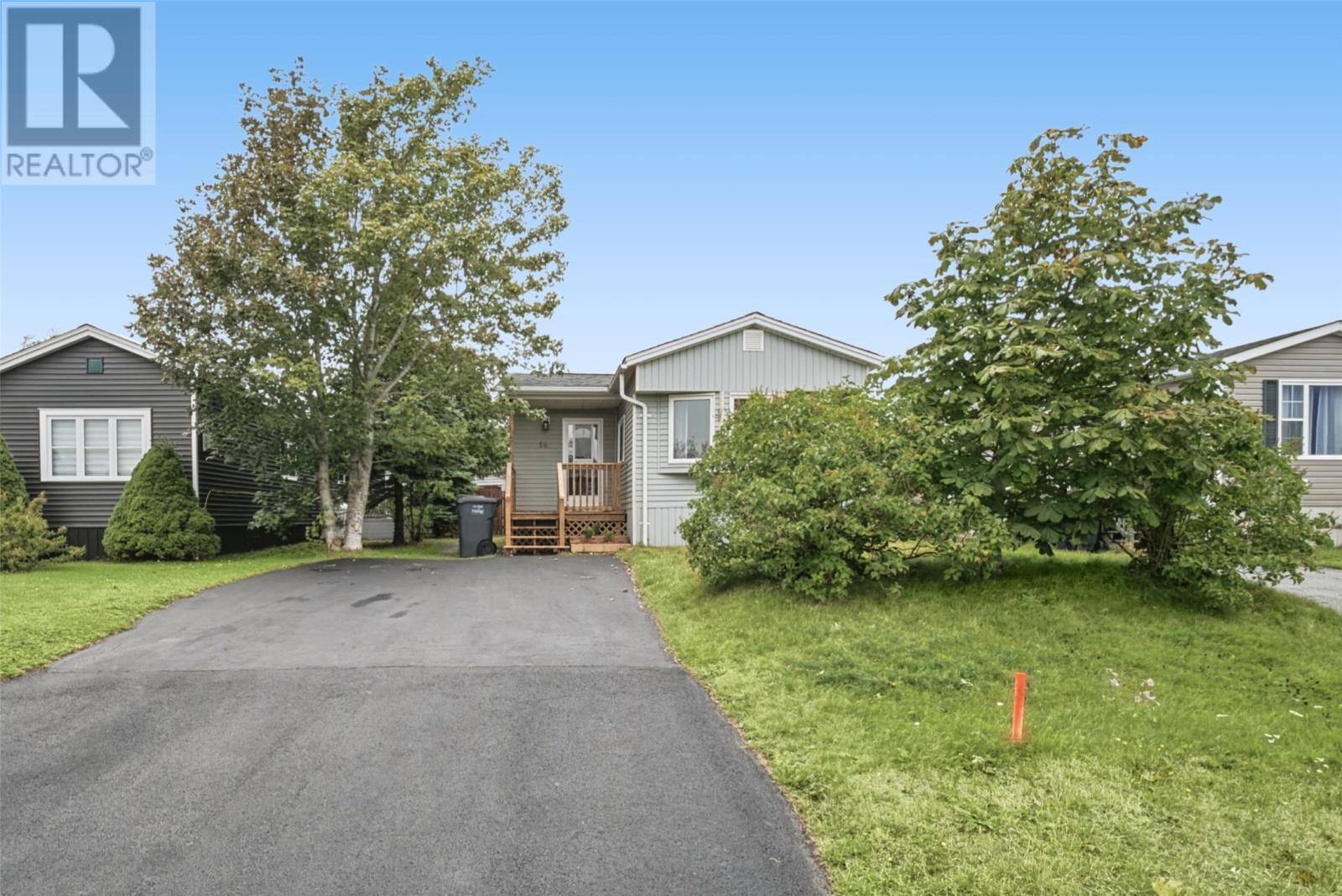 14 Ashgrove Drive, photo 1 of 21