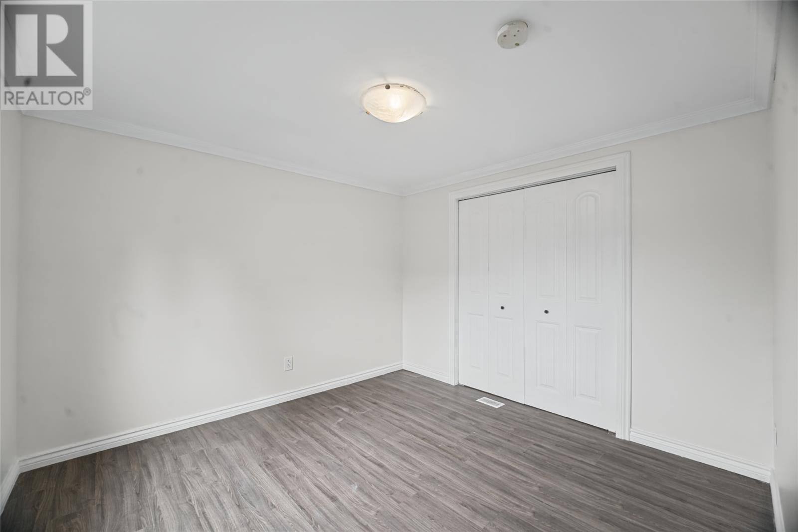 14 Ashgrove Drive, photo 12 of 21
