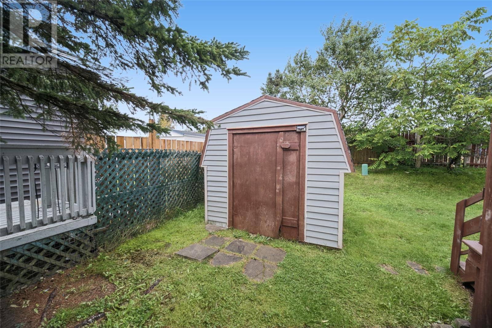 14 Ashgrove Drive, photo 15 of 21