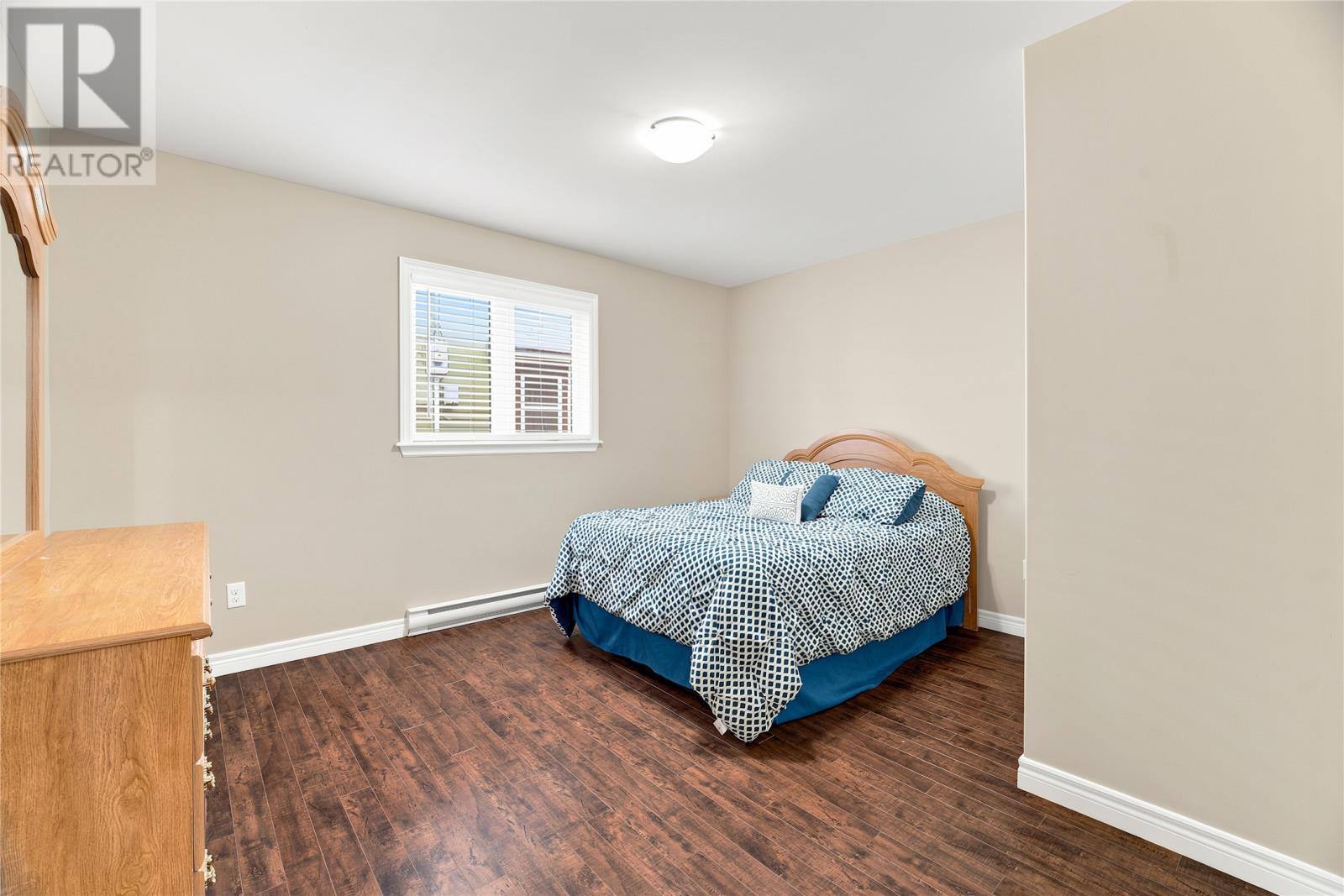 48 DAUNTLESS Street, photo 22 of 30