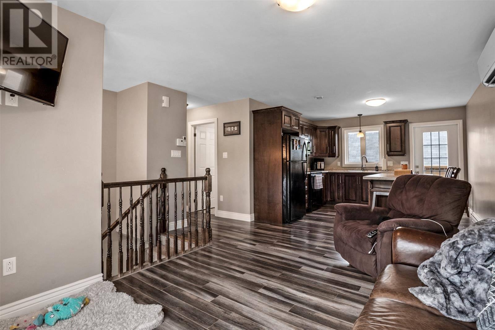 5 Chatwood Crescent, photo 5 of 38