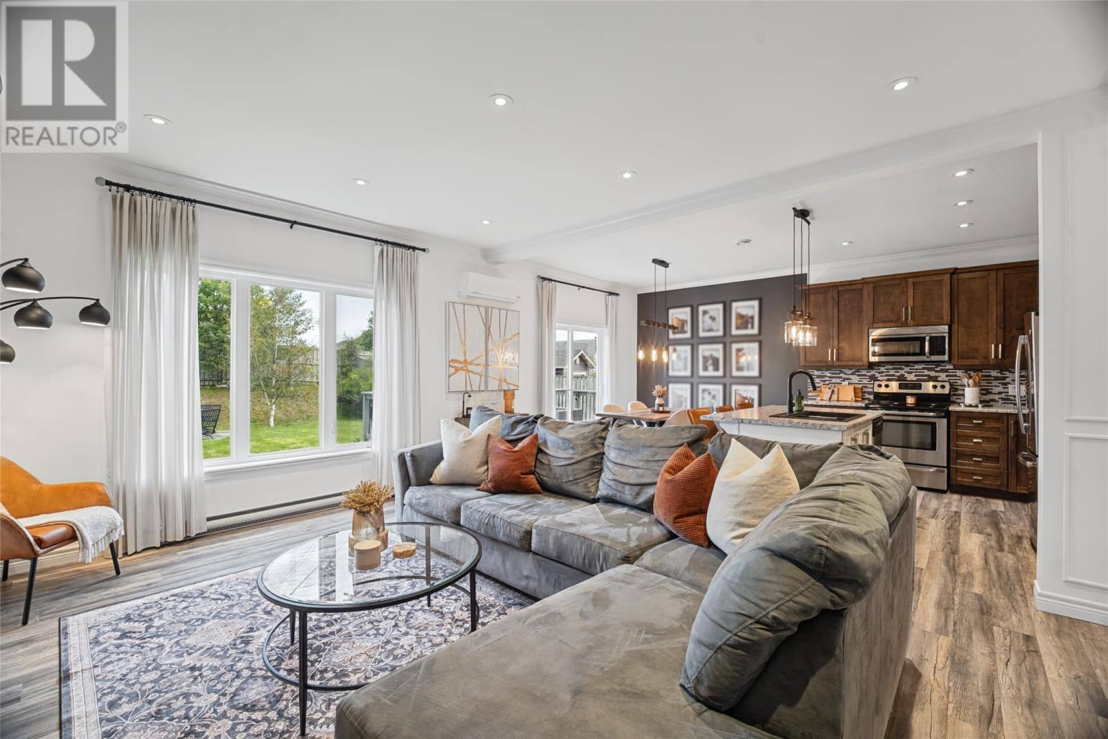 18 Challenger Crescent, photo 3 of 34