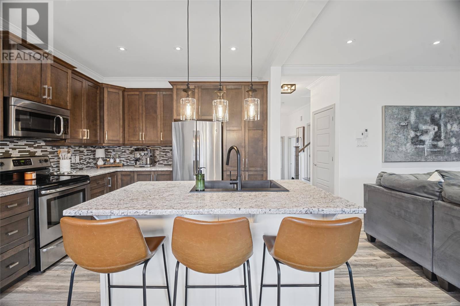 18 Challenger Crescent, photo 9 of 34
