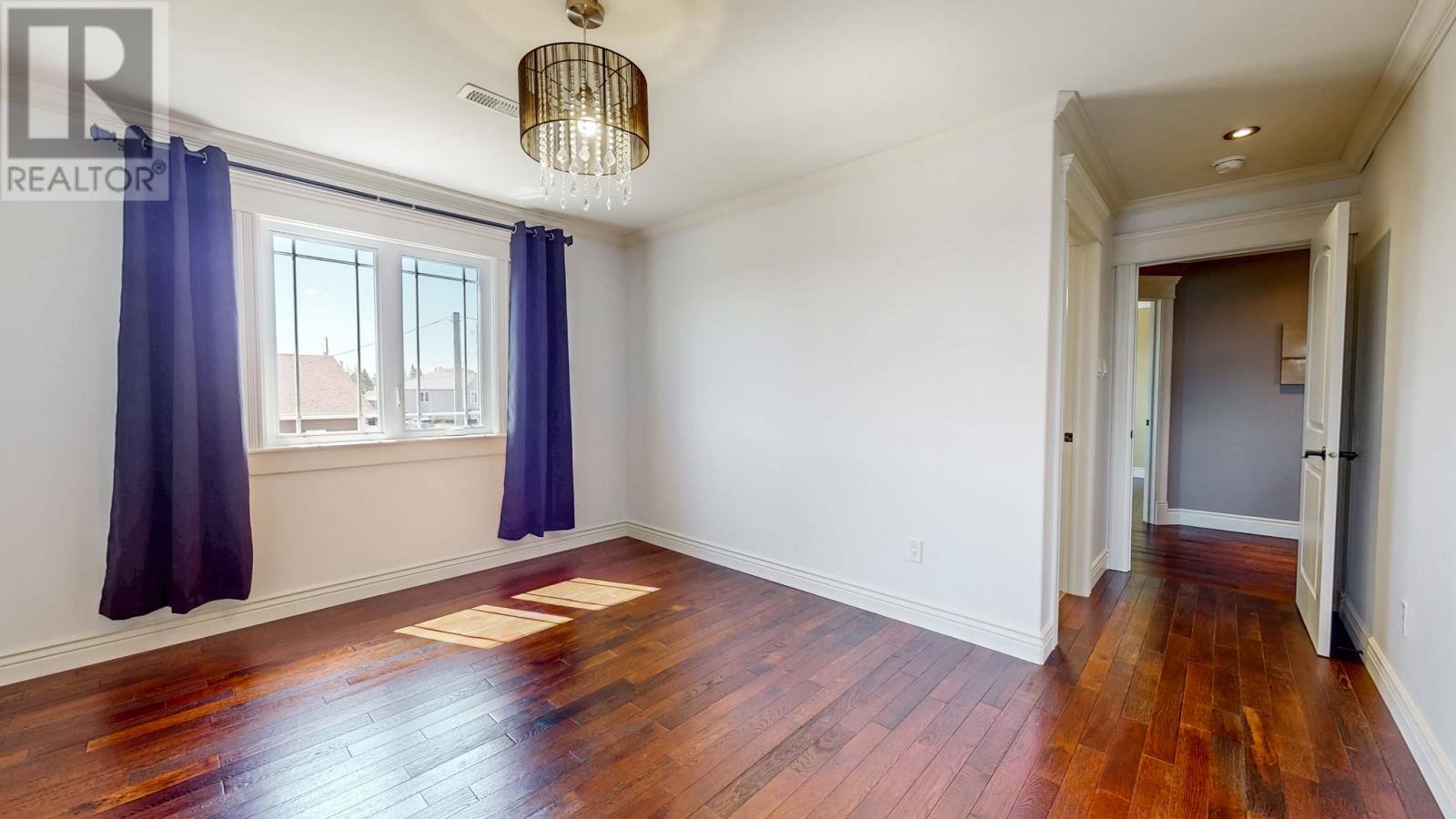 111 Cheeseman Drive, photo 23 of 49