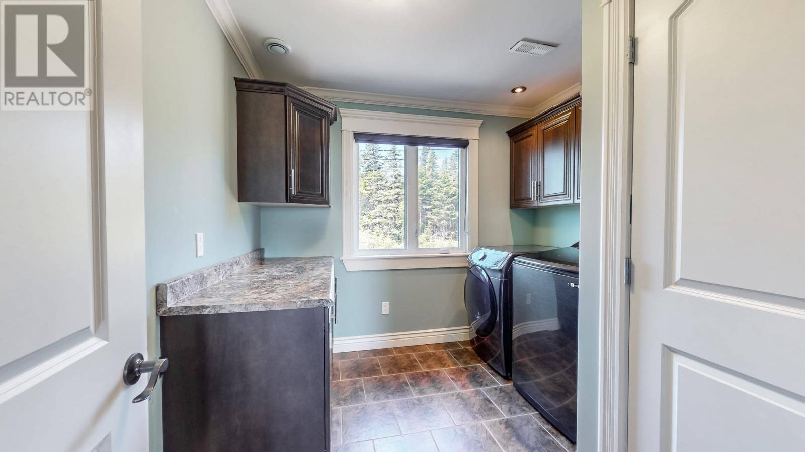 111 Cheeseman Drive, photo 25 of 49