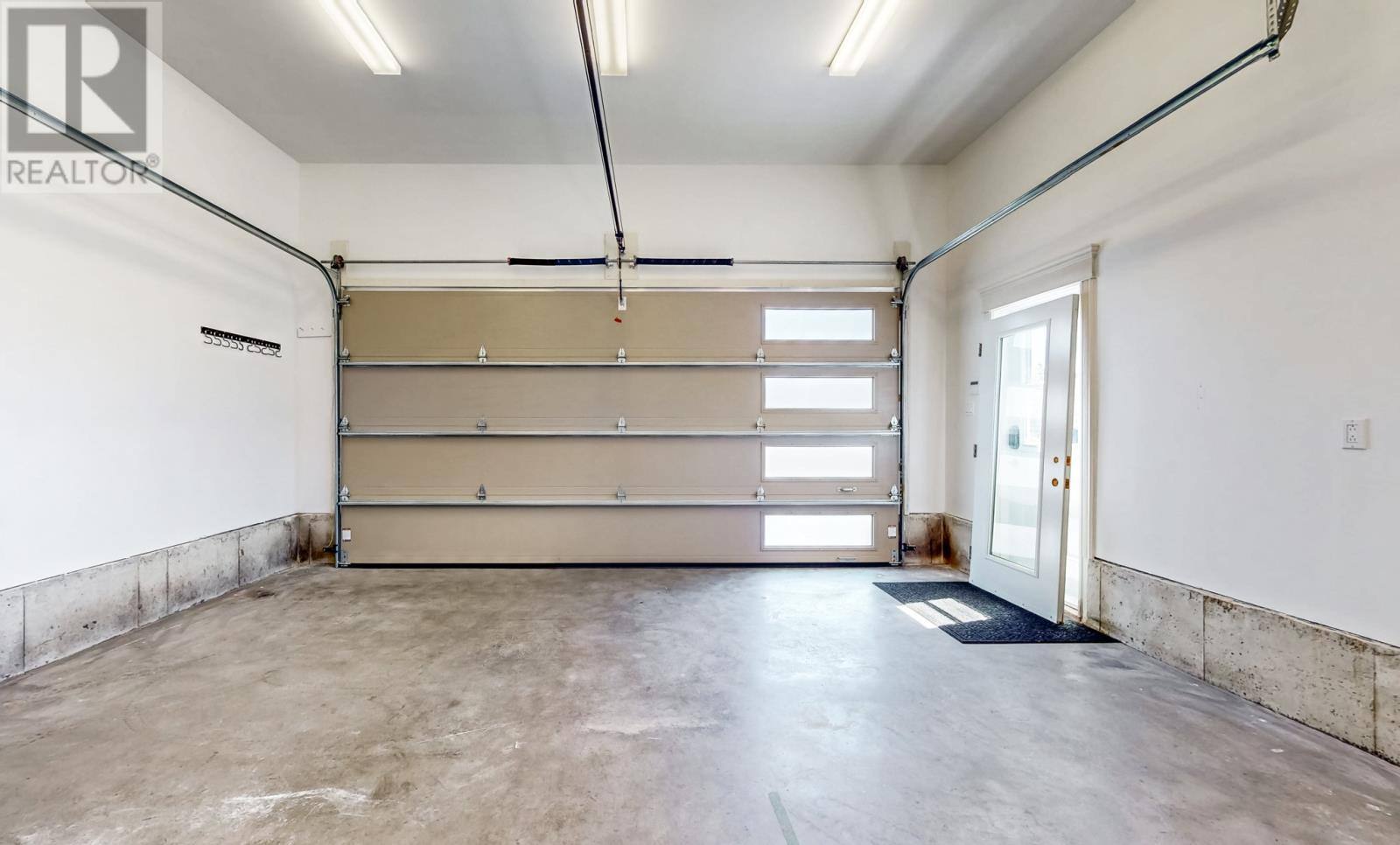 111 Cheeseman Drive, photo 19 of 49