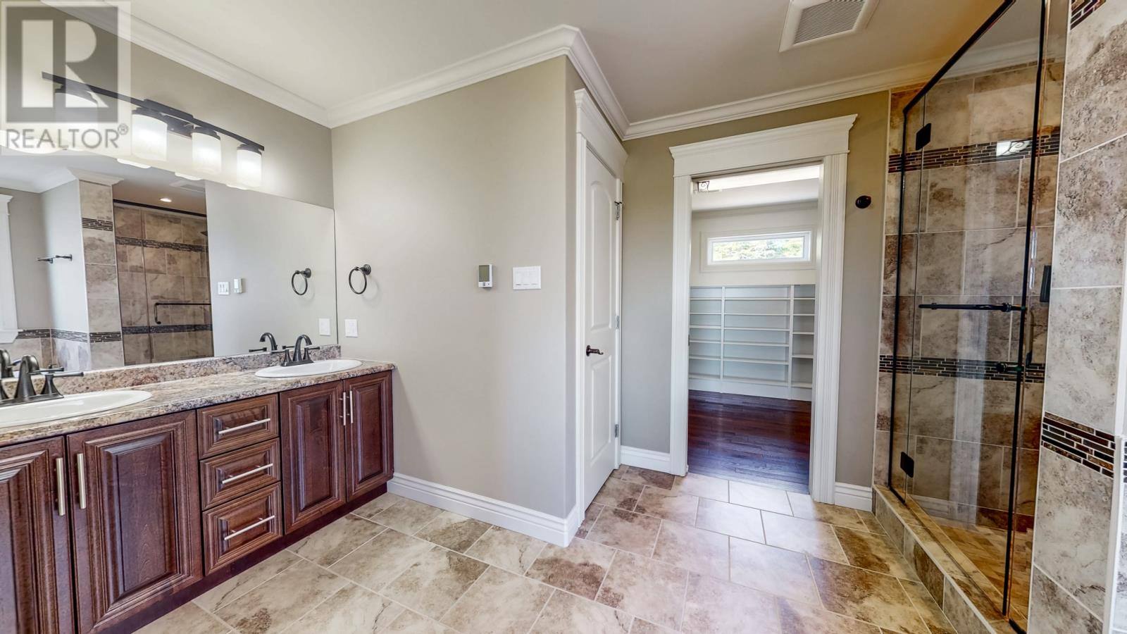 111 Cheeseman Drive, photo 30 of 49
