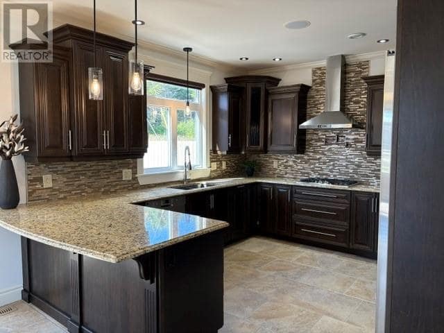 111 Cheeseman Drive, photo 7 of 49