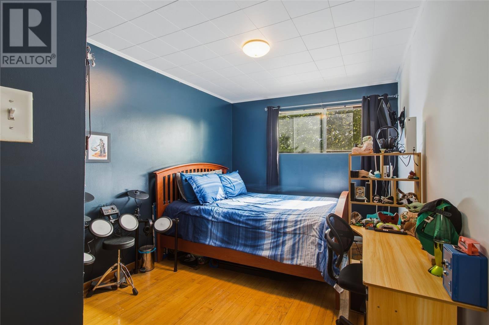 48 Amherst Heights, photo 13 of 30