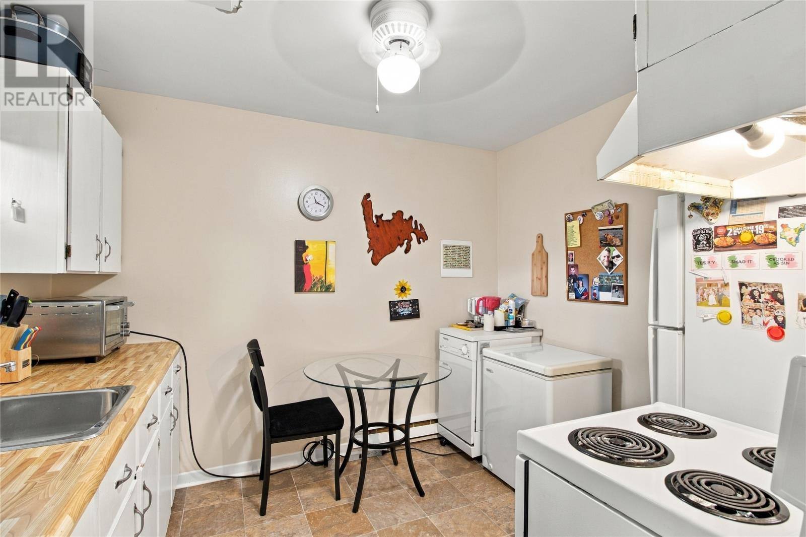87 Guzzwell Drive, photo 18 of 37