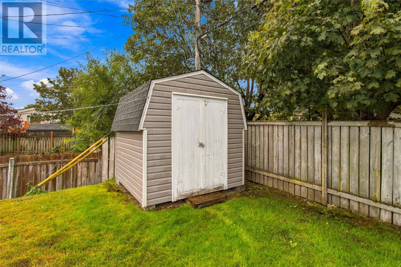 87 Guzzwell Drive, photo 27 of 37