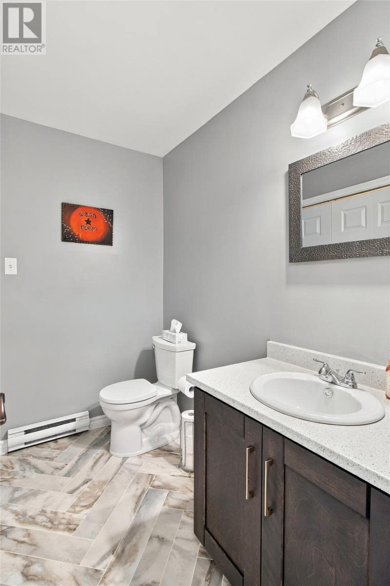 176 Green Acre Drive, photo 11 of 25