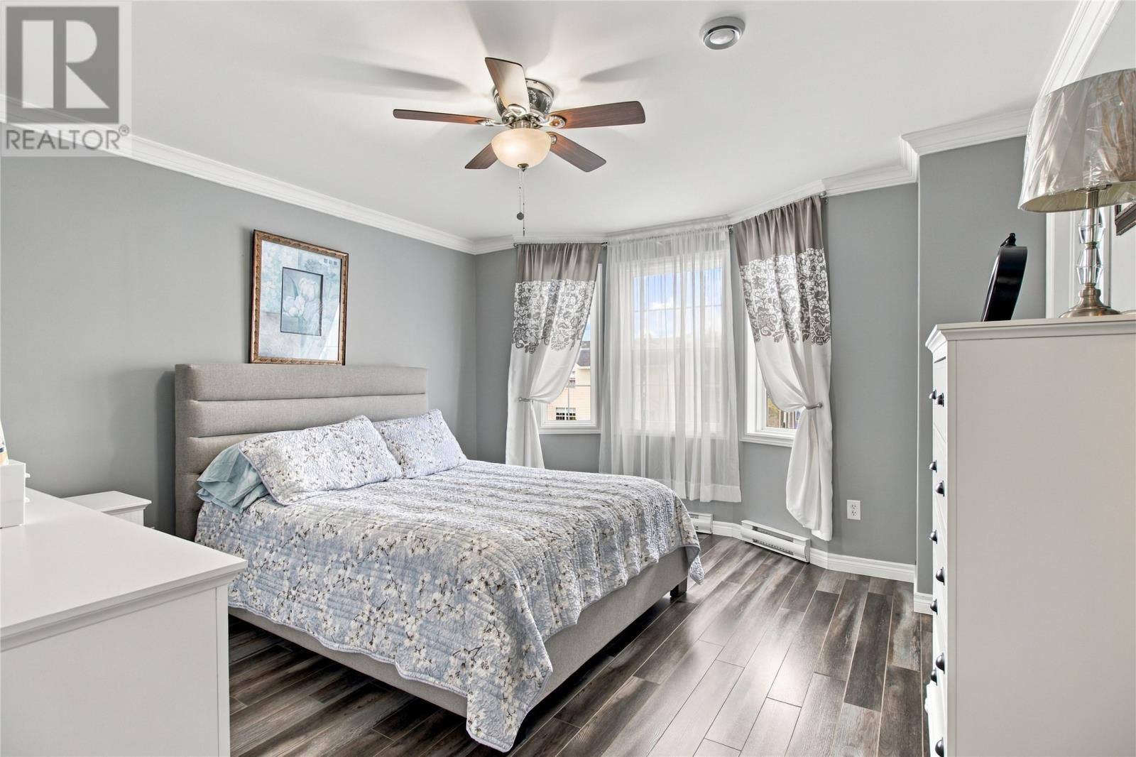 176 Green Acre Drive, photo 17 of 25
