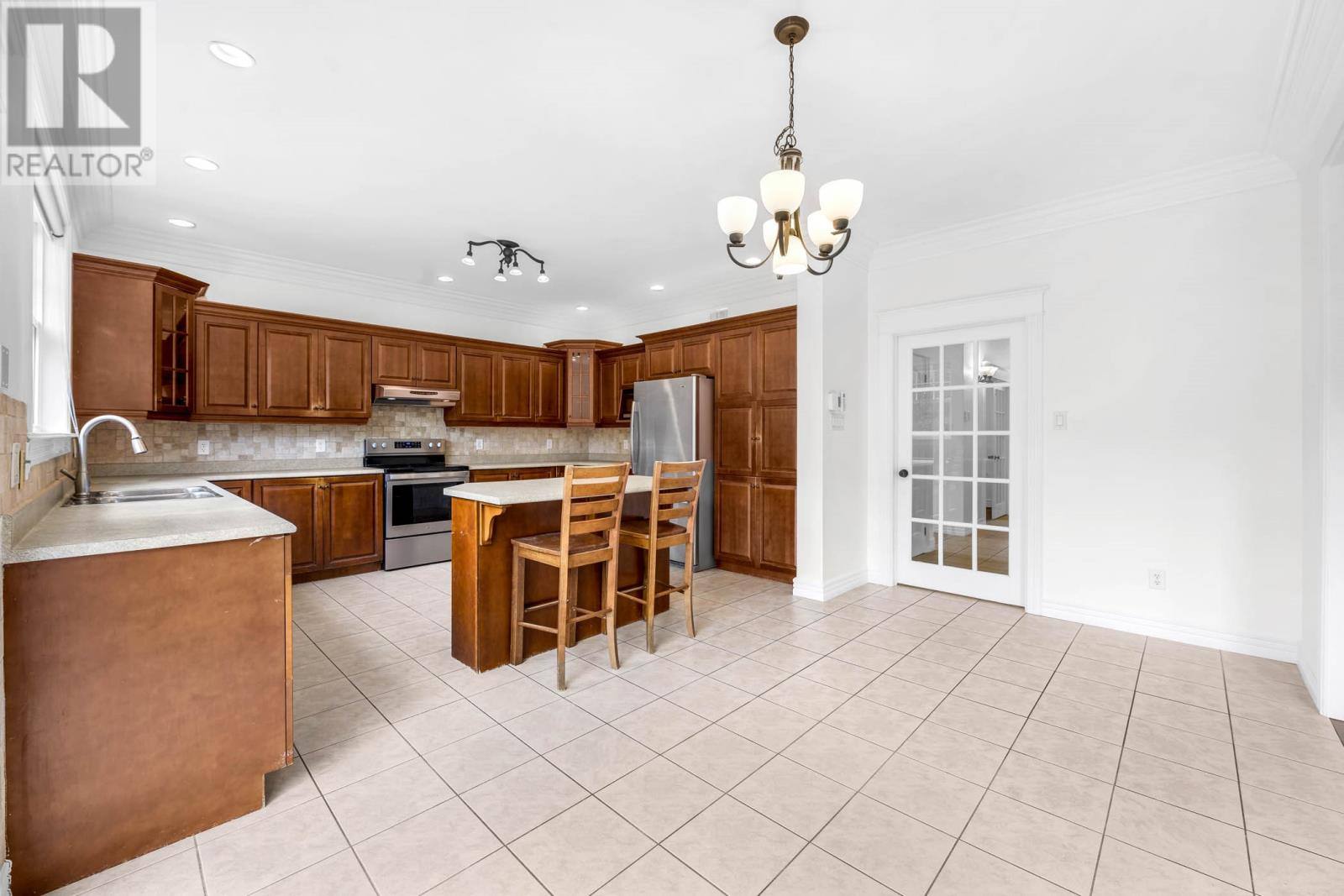 101 Waterford Bridge Road, photo 12 of 47