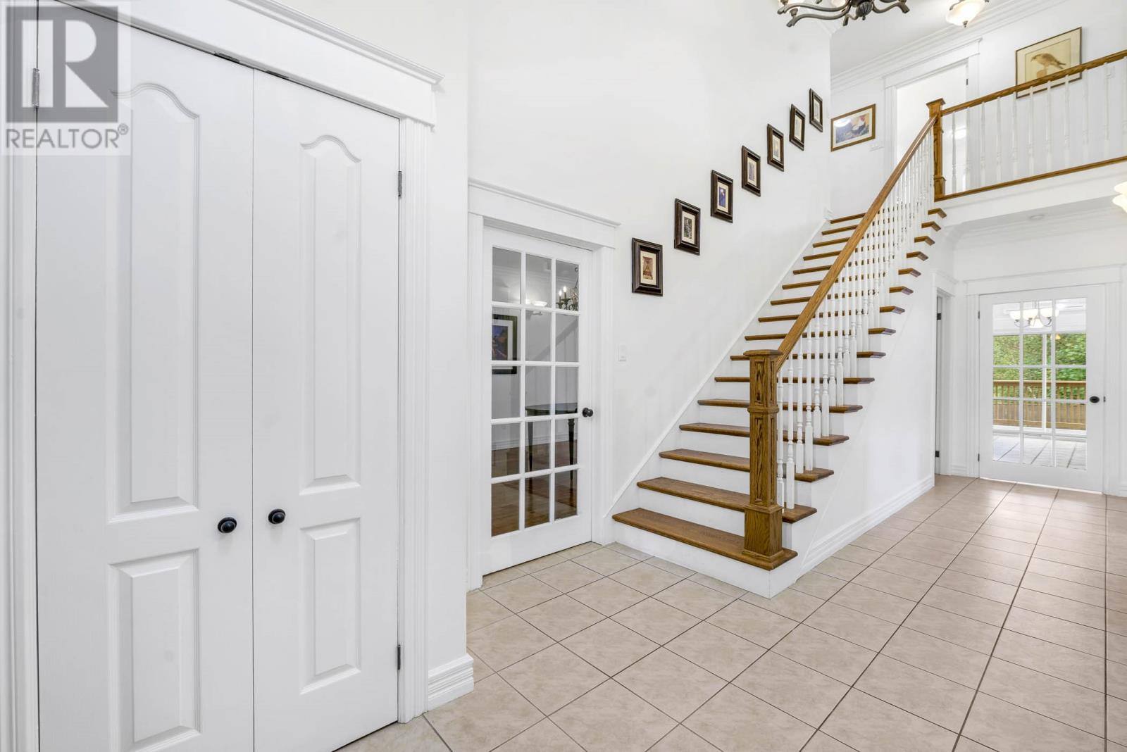 101 Waterford Bridge Road, photo 5 of 47