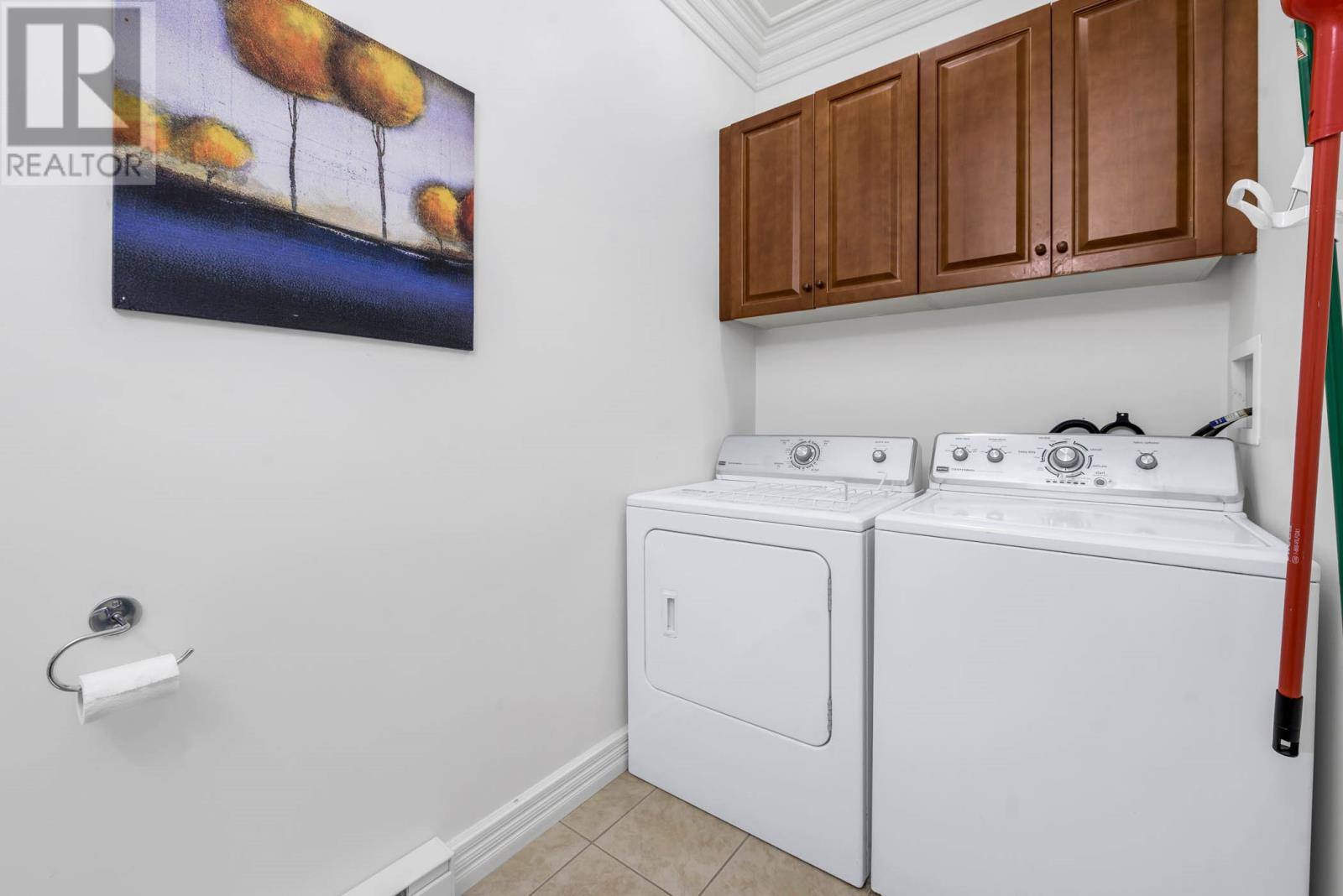 101 Waterford Bridge Road, photo 9 of 47