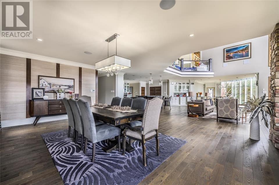 293 Buckingham Drive, photo 12 of 47