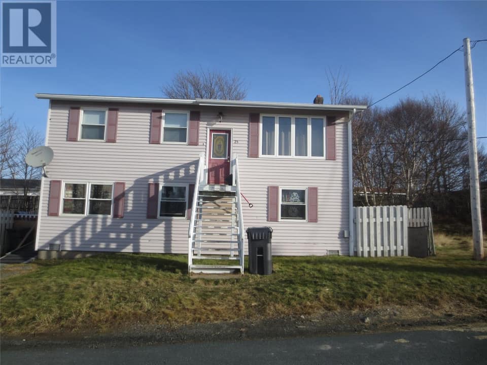 28 Woodgrove Acres Drive, photo 2 of 5
