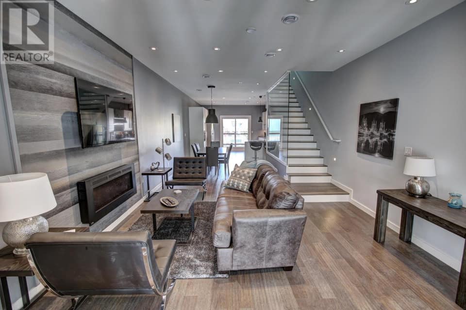 48 Brine Street, photo 3 of 33