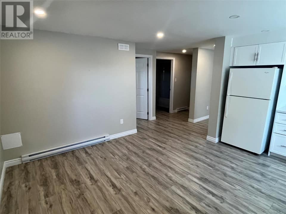 31 LIONS Road, photo 6 of 27