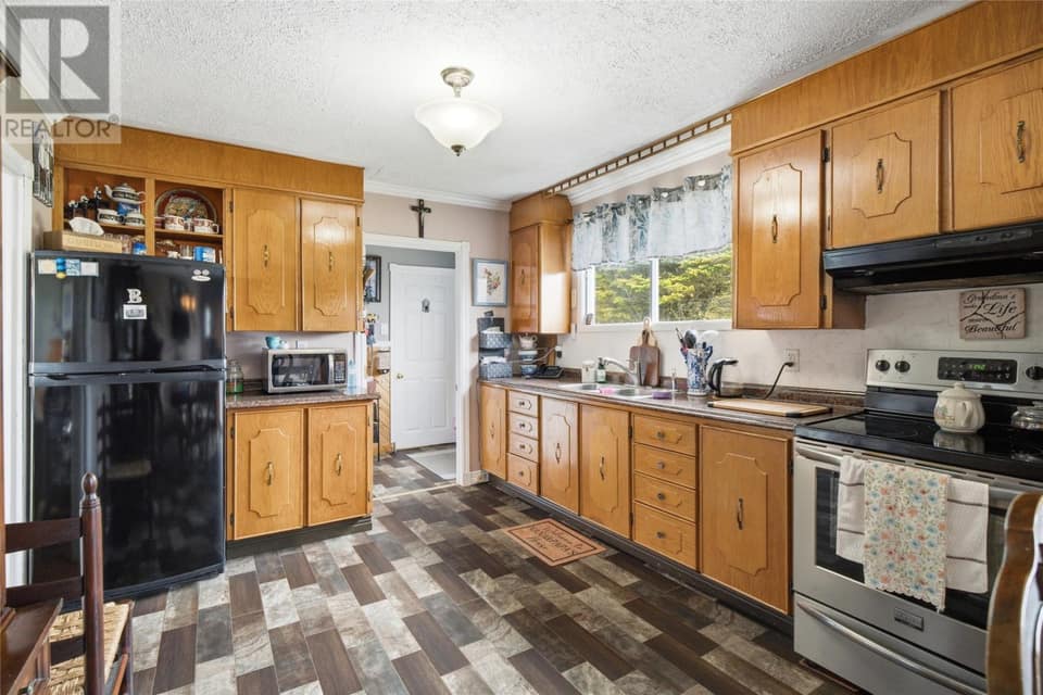 1190 Topsail Road, photo 30 of 34