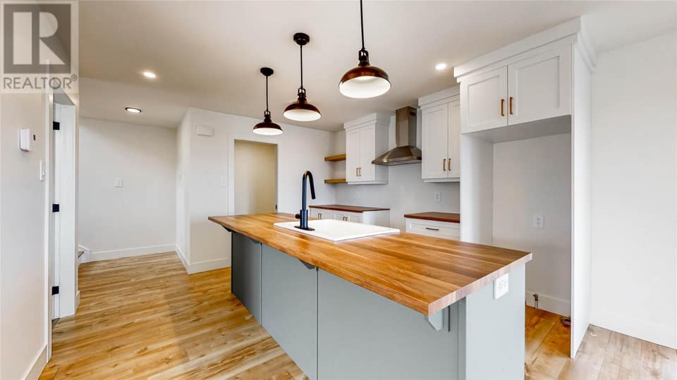 24 Rachel Drive, photo 13 of 24