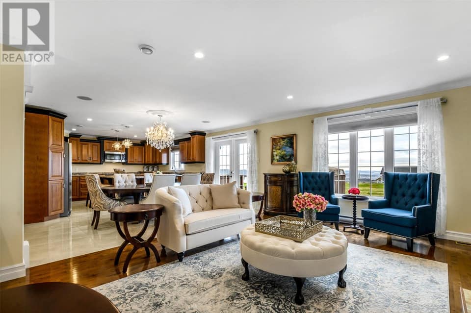 133 Ridgewood Drive, photo 10 of 47