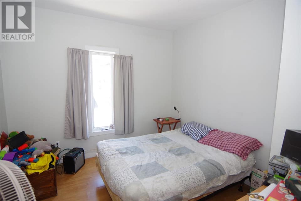 41 Monroe Street, photo 9 of 21