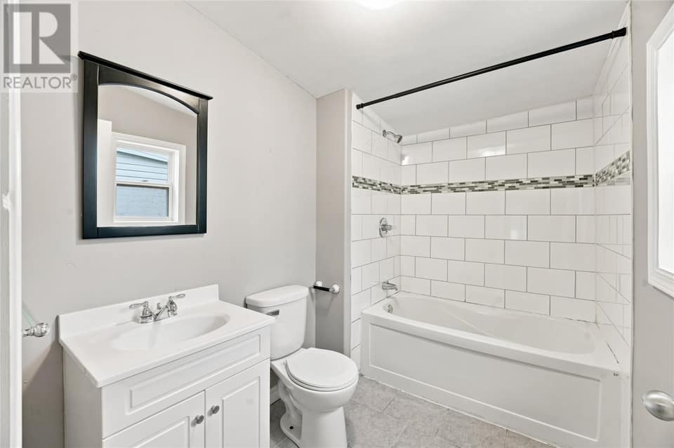 13 McFarlane Street, photo 7 of 13
