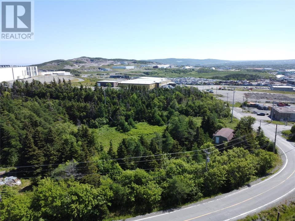 70 Sugarloaf Road, photo 1 of 6