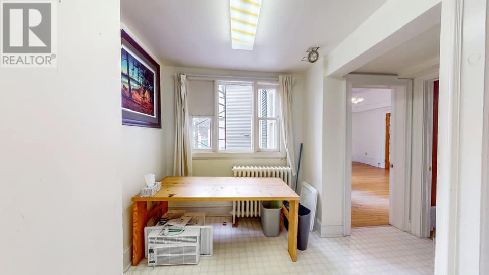 28 COCHRANE Street, photo 22 of 36