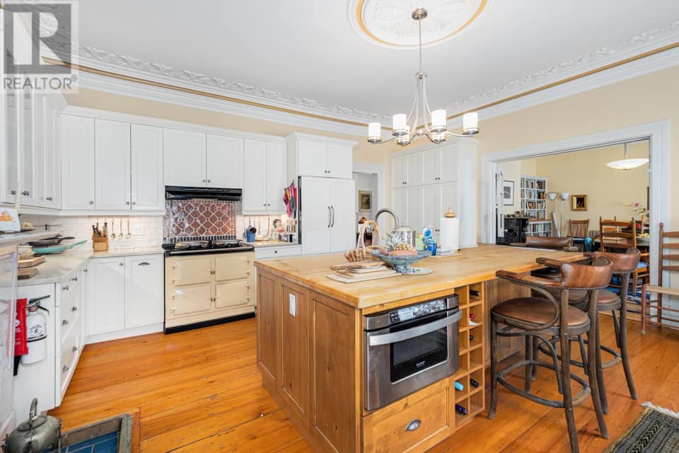 54 Circular Road, photo 5 of 28