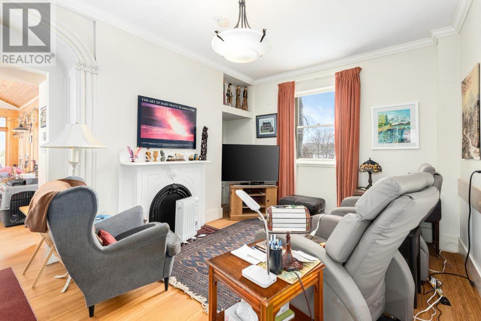 54 Circular Road, photo 9 of 28