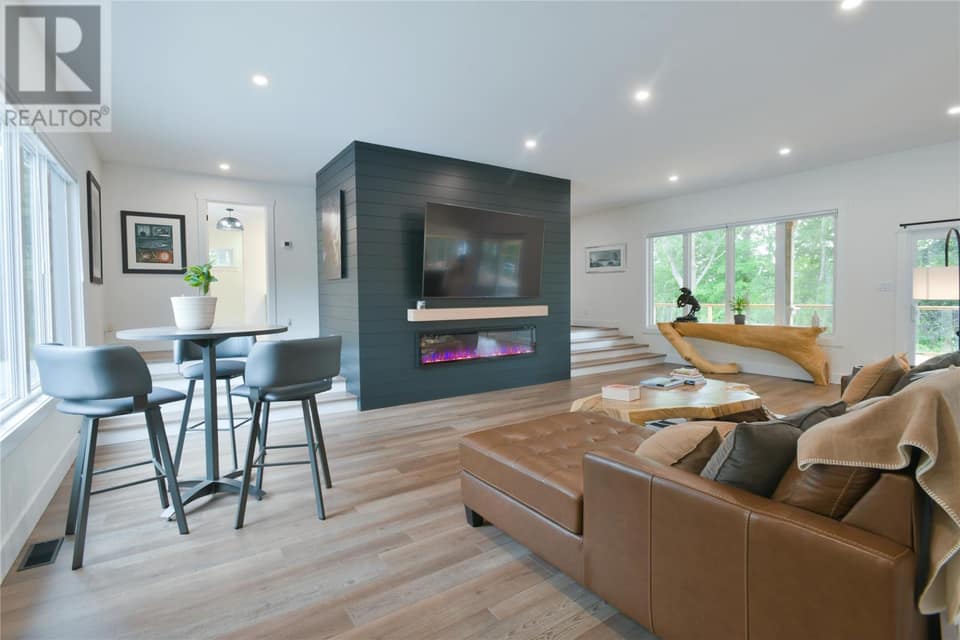 53 E Lawrence Pond Road, photo 22 of 44