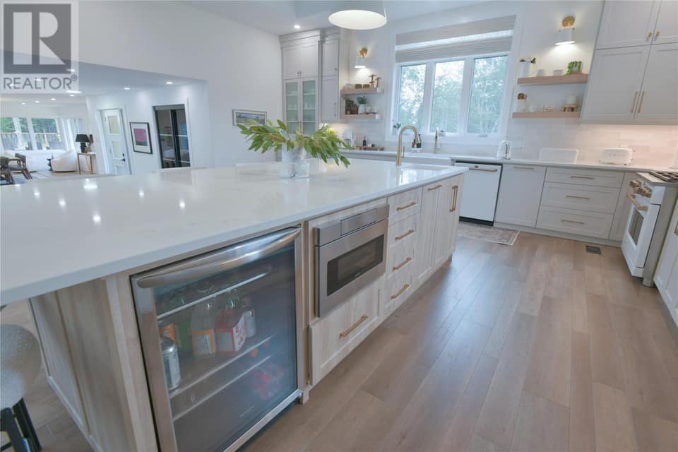 53 E Lawrence Pond Road, photo 29 of 44